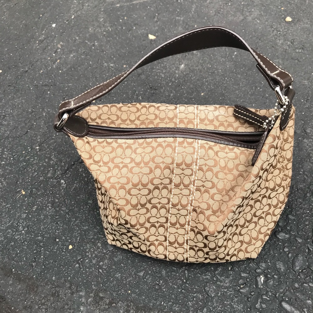 Small Coach Handbag - Picture 1 of 2